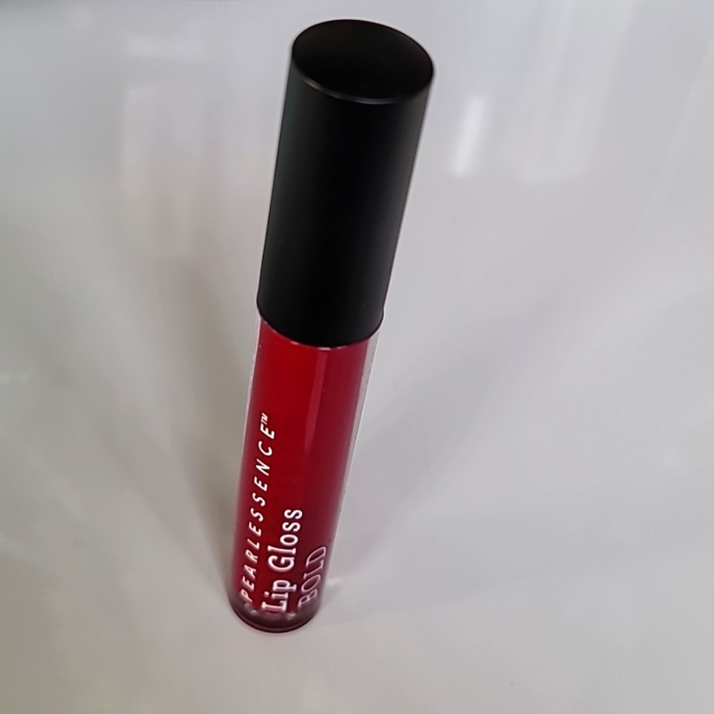 Pearl Essence Lip Gloss Bold